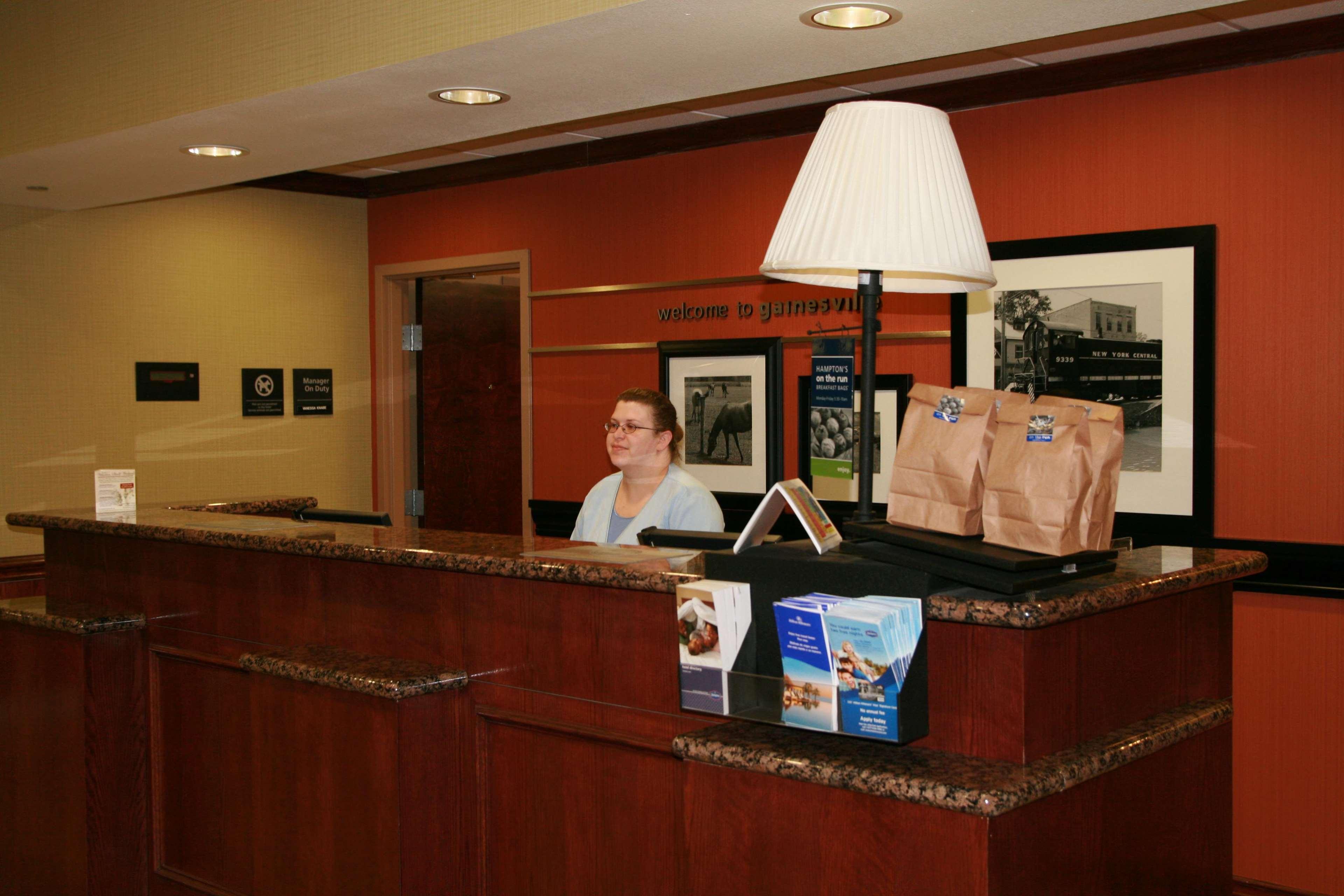 Hampton Inn & Suites Gainesville Exteriér fotografie